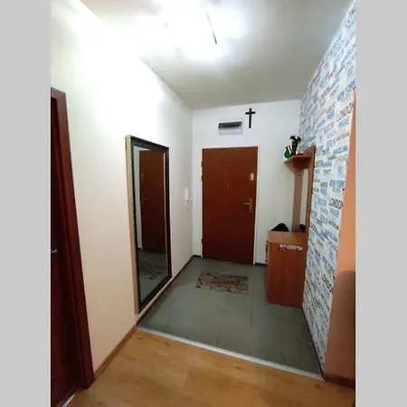 Gold アパート シフィノウイシチェ